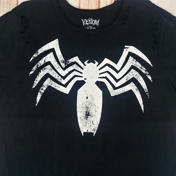 Marvel Venom Woman's Our Universe Distressed Tee - Picture 2 of 8